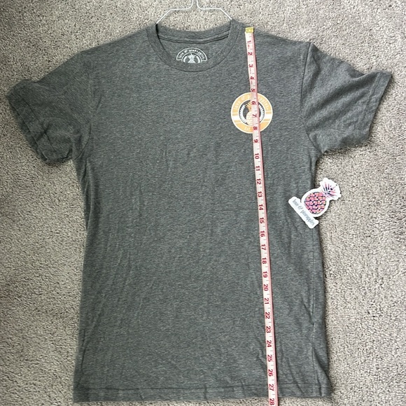 Women’s Love & Pineapple t-shirt size M - Picture 4 of 5